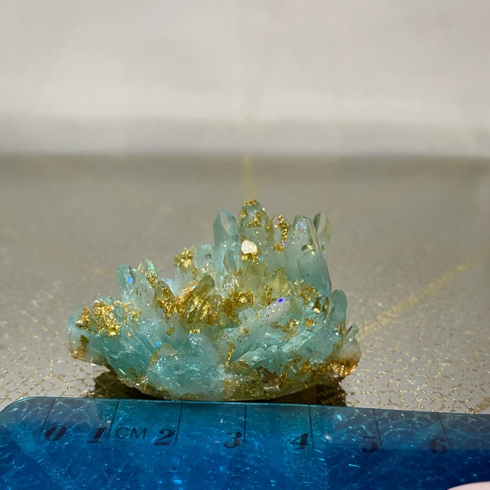 House decoration ~ Frozen light blue crystal cluster with gold flakes 💙🤍 - Picture 16 of 16